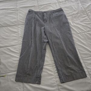 Sonoma Women's Black & White Checkered Capri Pants